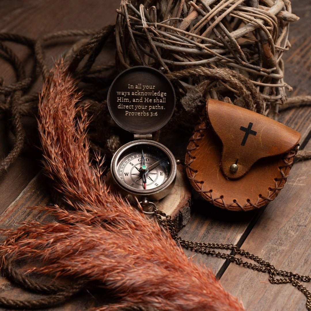 Personalized engraved baptism compass gift with custom message, name, or monogram – SFDizayn