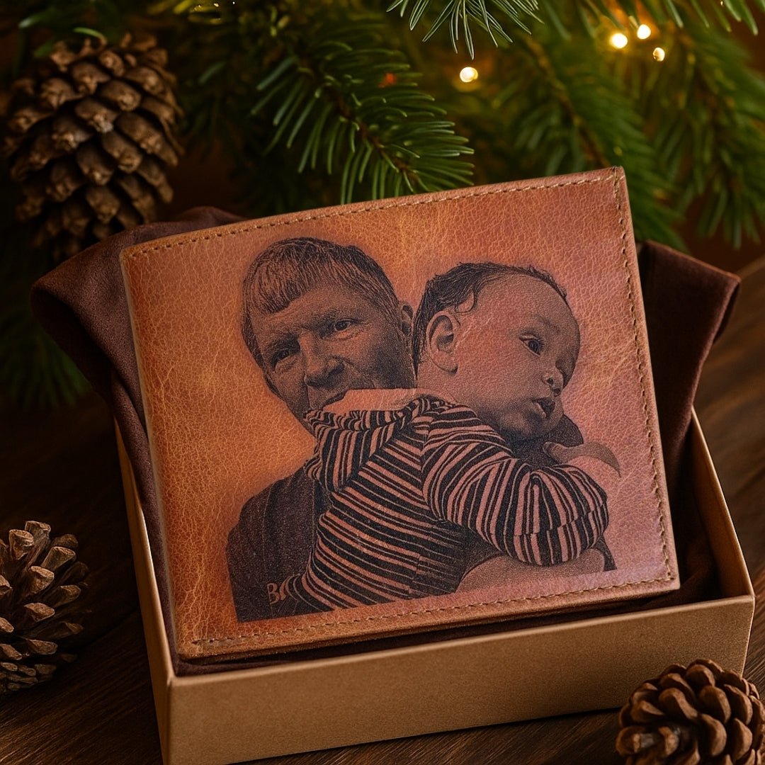 Custom engraved slim leather wallet featuring a personalized name and photo – thoughtful Christmas or Father’s Day gift for boyfriend, dad, or any man you love.