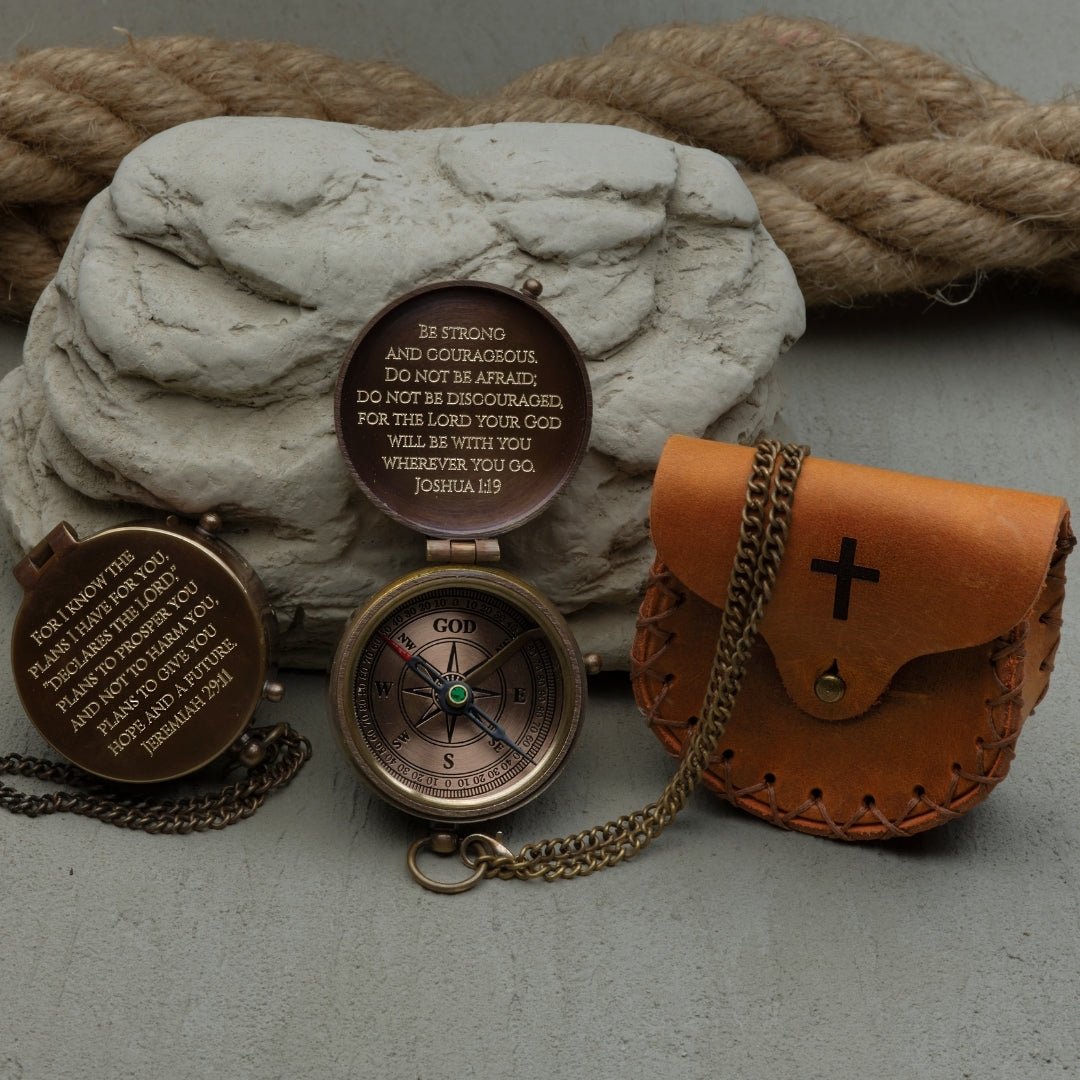 Personalized engraved baptism compass gift with custom message, name, or monogram – SFDizayn