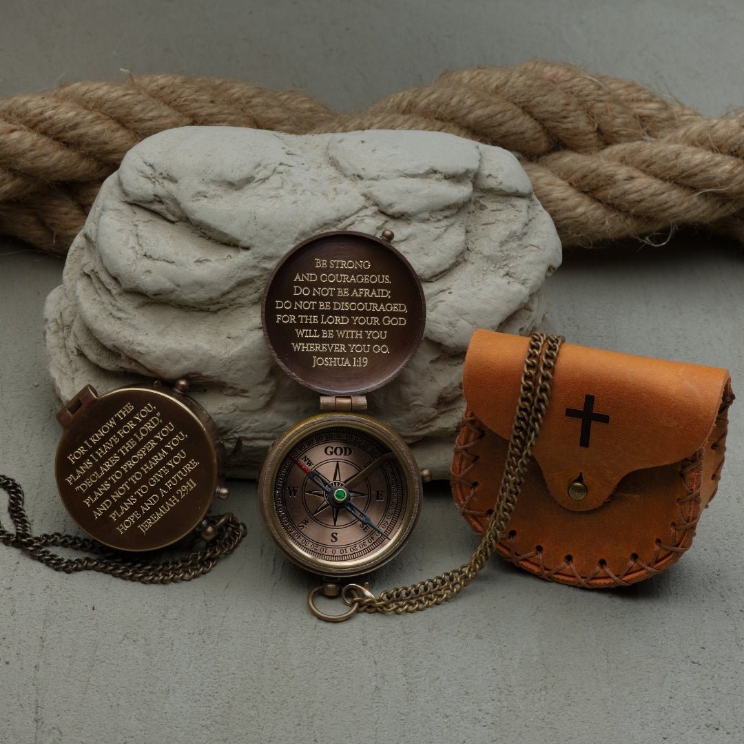 Personalized engraved baptism compass gift with custom message, name, or monogram – SFDizayn