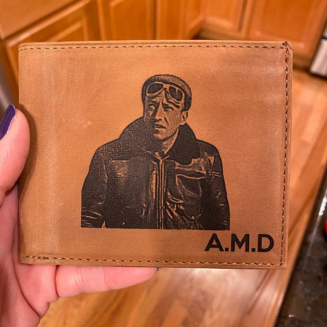 mens picture engraved wallet