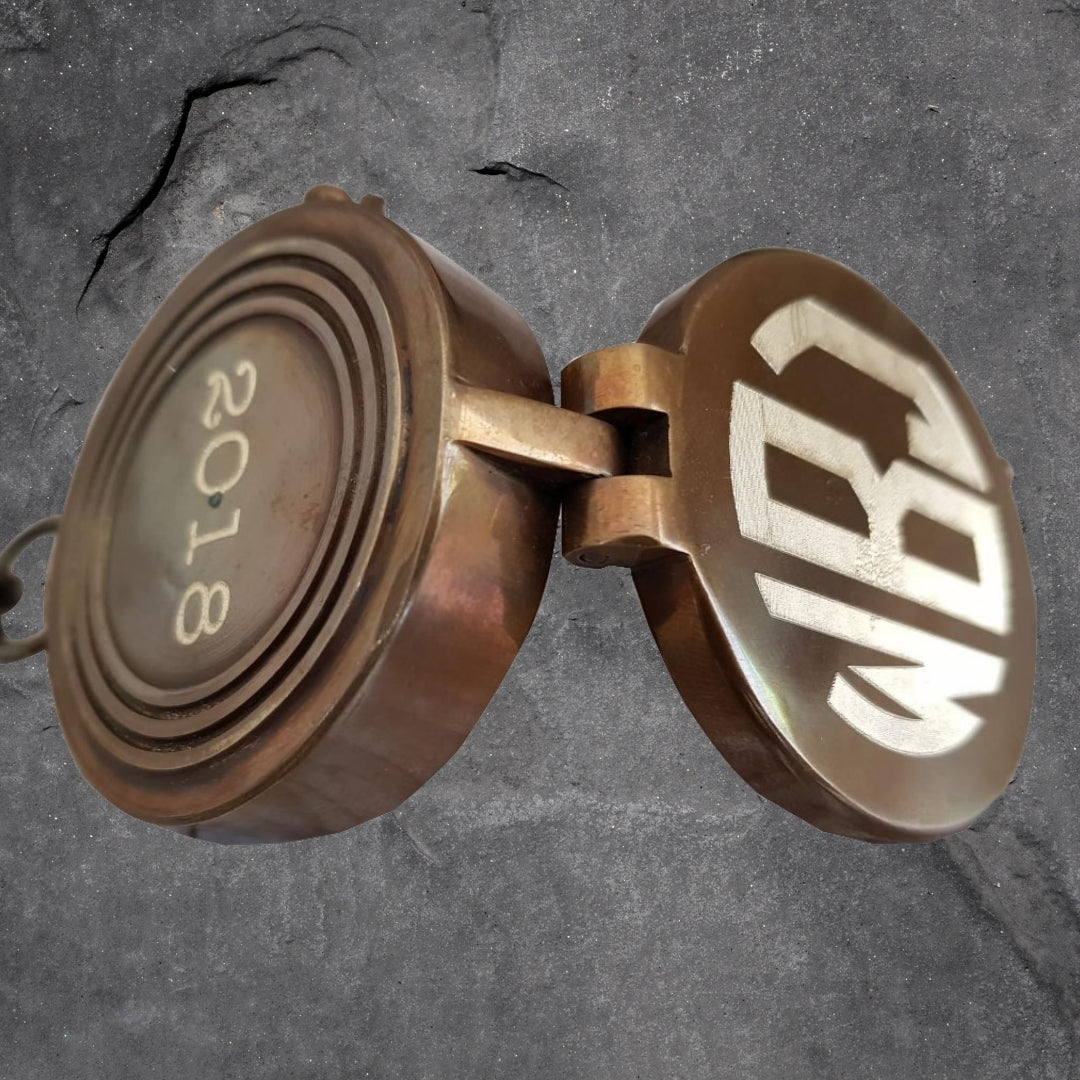 Personalized engraved brass compass with custom message, name, or photo – SFDizayn